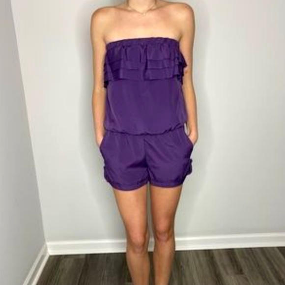 Arden B Black Ruffle Tube Top (Sleeveless) Romper Jumper Shorts / Jumpsuit XS - Picture 8 of 9